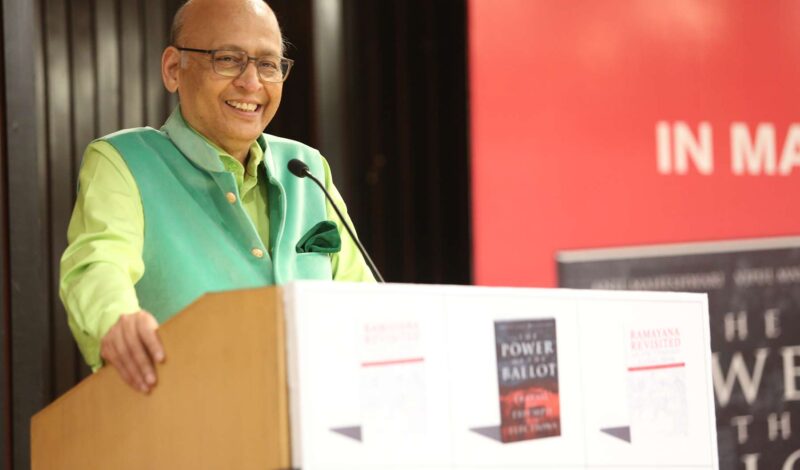 Book Lauch Event 2013 - 10