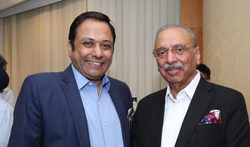 Mr. Maheshwari with Mr. Mahesh Gupta, Chairman of Kent RO Systems Ltd